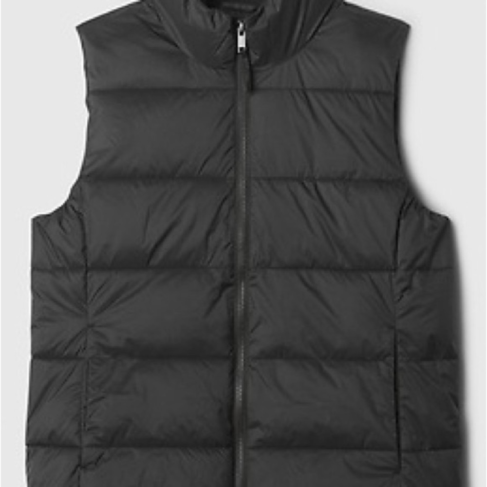 Women's GAP puffer